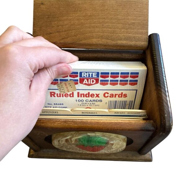 Vintage Wooden Recipe Box with Resin Strawberry Tile 1970s And Cards - Picture 11 of 14